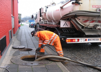 Hút bể phốt là gì? tại sao phải hút bể phốt định kỳ?